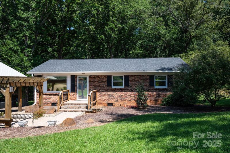 418 Stokes Ave, Clover, SC 29710
