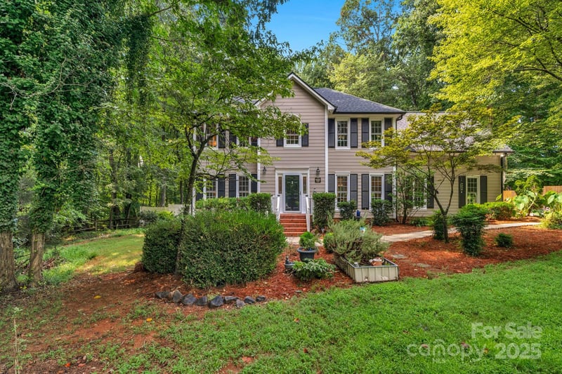 2134 Wedgewood Dr, Weddington, NC 28104