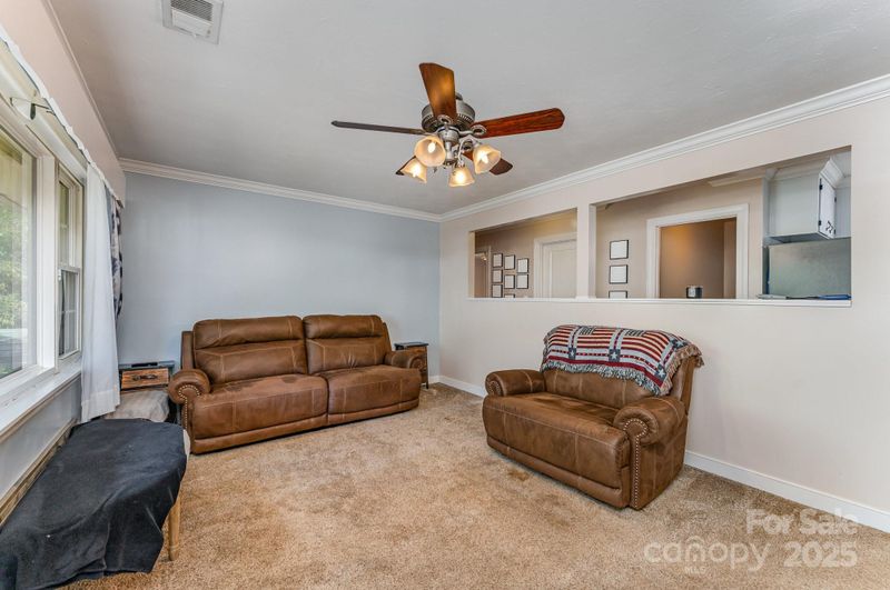 1018 Michigan St, Kannapolis, NC 28083