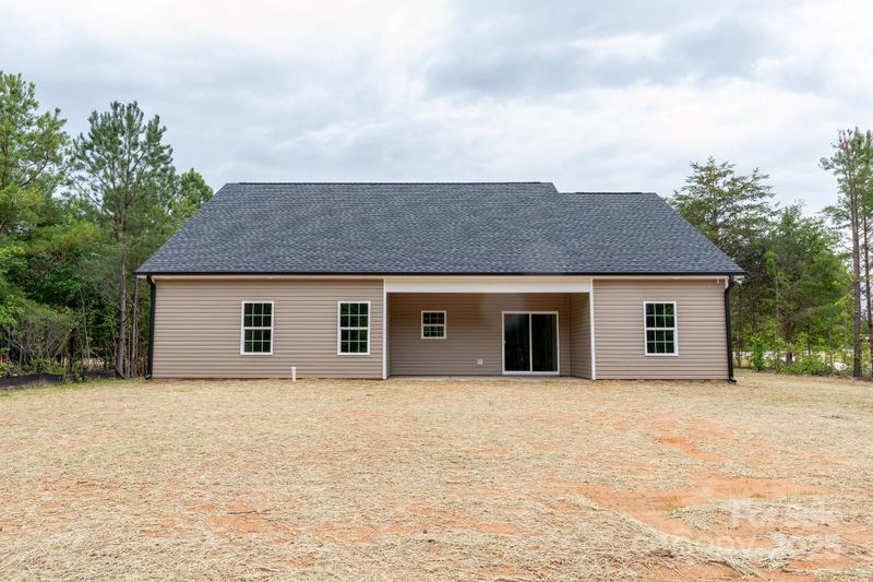 3089 Meadowcrest Dr #28, Clover, SC 29710