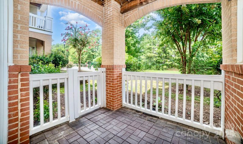 11829 Ridgeway Park Dr, Charlotte, NC 28277
