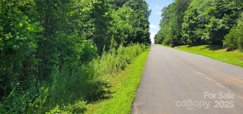 168 Valley Springs Dr, Olin, NC 28660