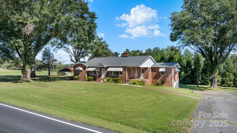 7952 W Nc 10 Hw, Vale, NC 28168