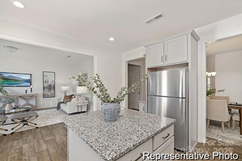 130 Fairfield Dr #20, Troutman, NC 28166