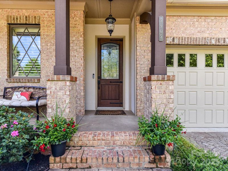 5905 Tred Avon Ct, Charlotte, NC 28226