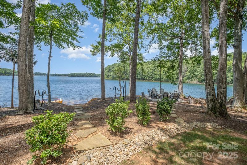 708 Amalfi Dr, Davidson, NC 28036