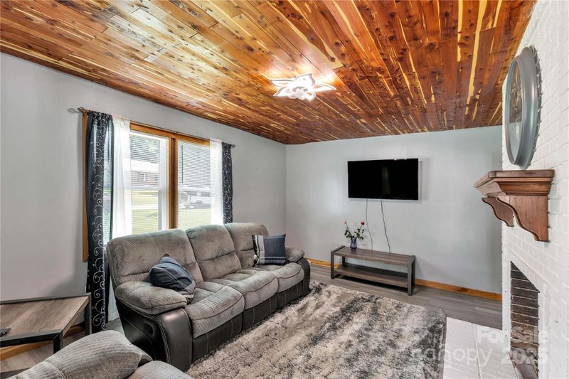 1658 Hillcrest Ave, Lancaster, SC 29720