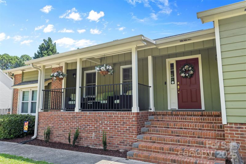 2948 Stoneybrook Dr, Fort Mill, SC 29708