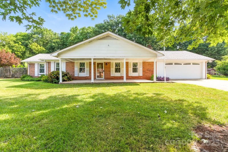 1221 Mccorkle Rd, Charlotte, NC 28214