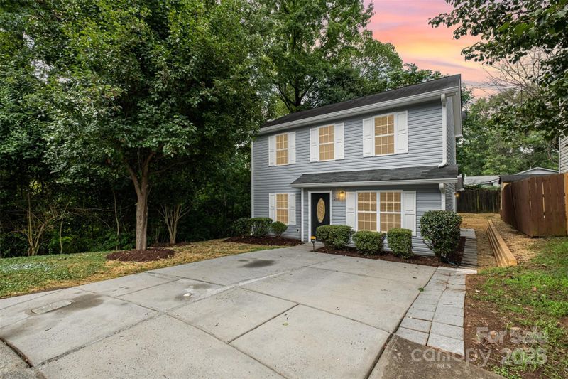 248 Pangle Dr, Charlotte, NC 28217
