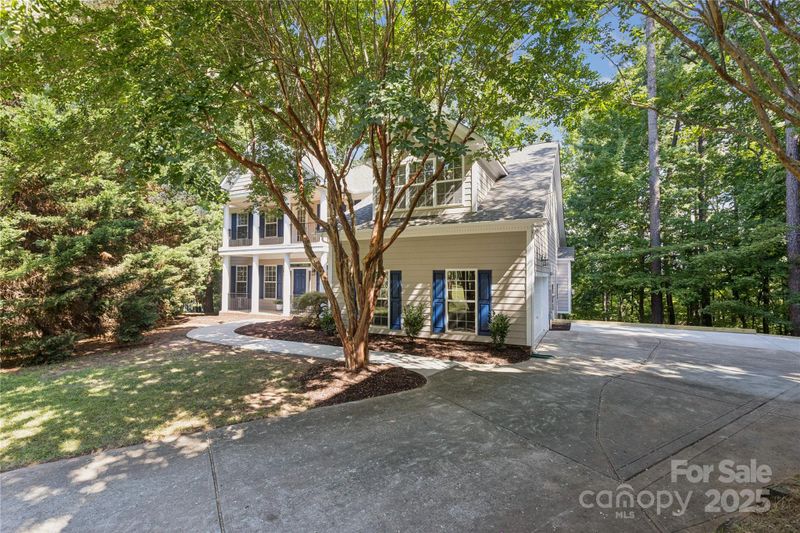 1627 Scotch Pine Ln, Tega Cay, SC 29708