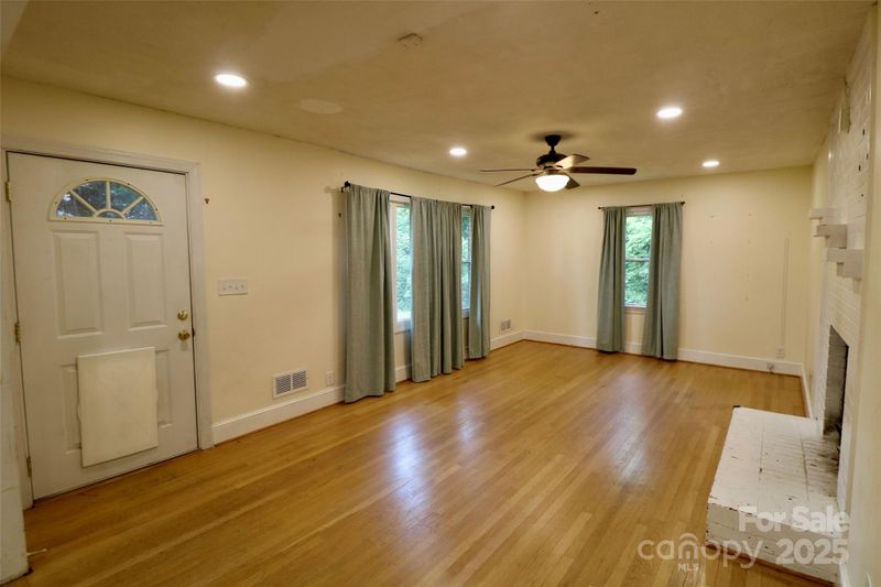 2204 Morton Ave, Gastonia, NC 28052