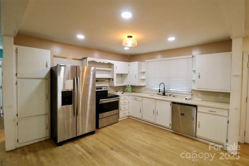 2204 Morton Ave, Gastonia, NC 28052