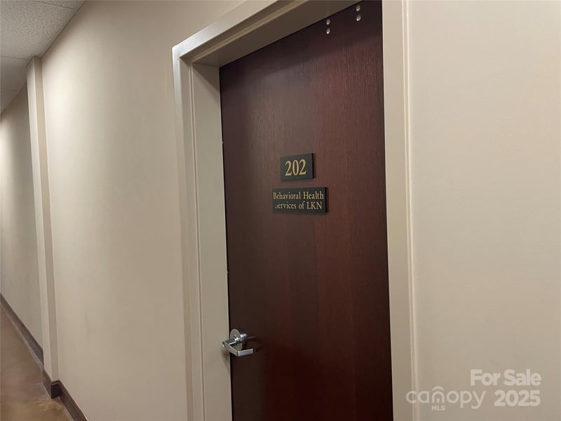 107 Kilson Dr #202 & 204, Mooresville, NC 28117