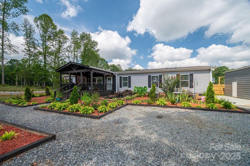 429 Cedar Grove Church Rd, Vale, NC 28168