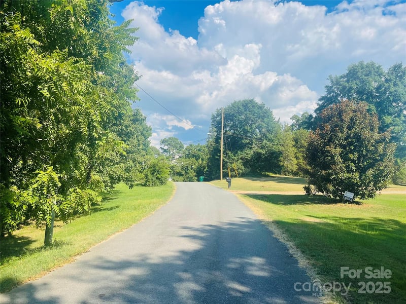 2616 Wildlife Rd, Charlotte, NC 28214