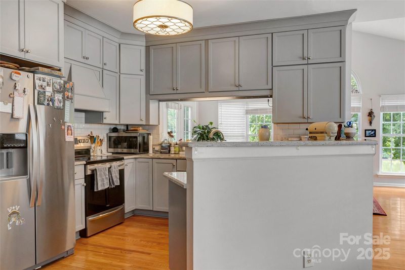 132 Lighthouse Rd, Mount Holly, NC 28120