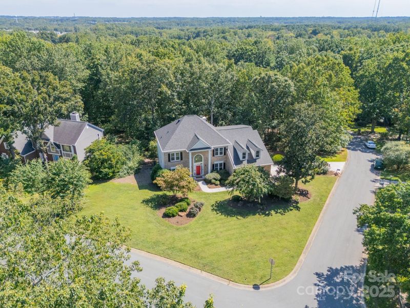 4900 Ridgetop Trl, Charlotte, NC 28215