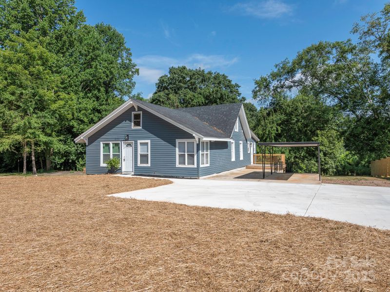 606 W Pine St, Blacksburg, SC 29702