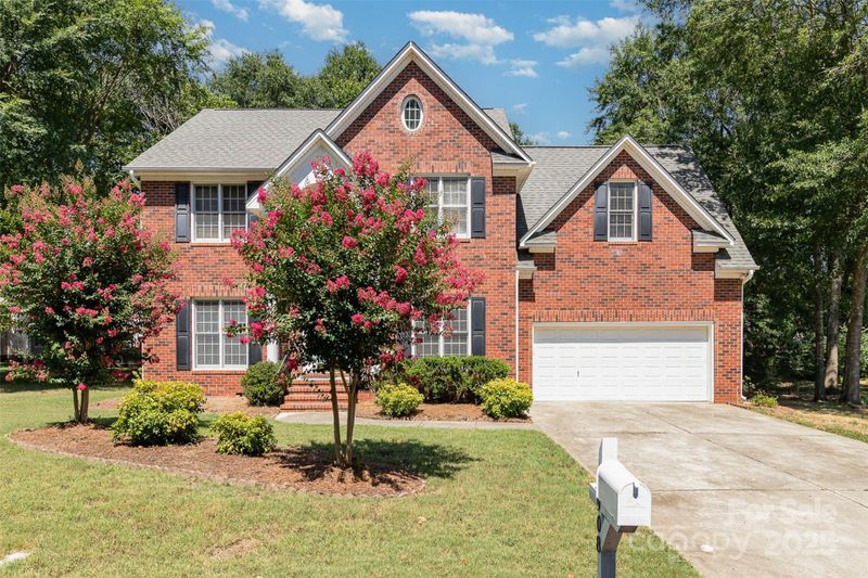 1908 Old Greylyn Ct NW, Concord, NC 28027