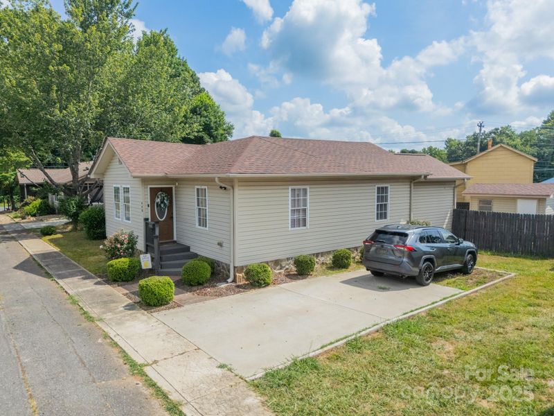 448 17th St, Cramerton, NC 28032