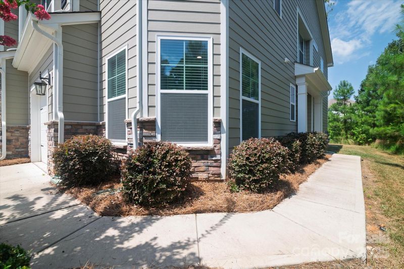 761 Little Bluestem Dr, Lake Wylie, SC 29710