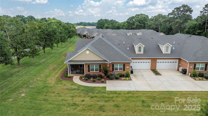 8111 Rainier Dr, Denver, NC 28037