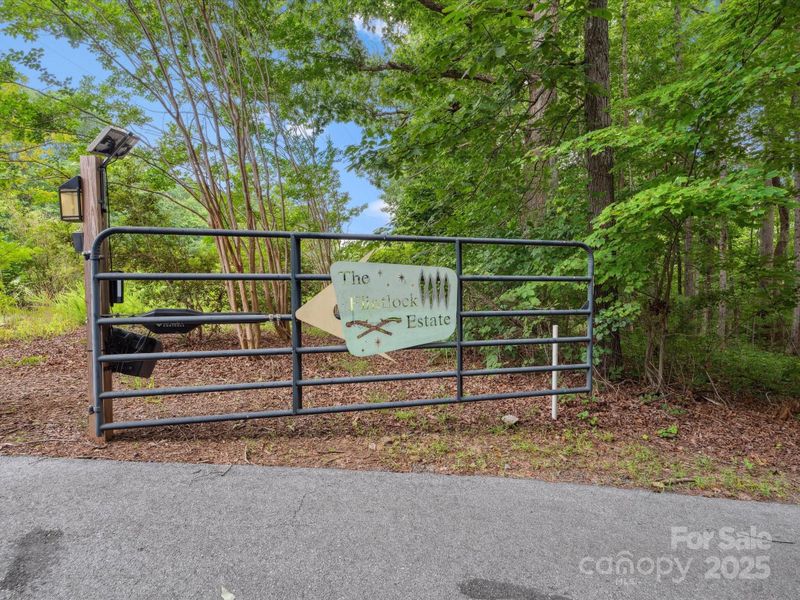 257 Flintlock Dr, York, SC 29745
