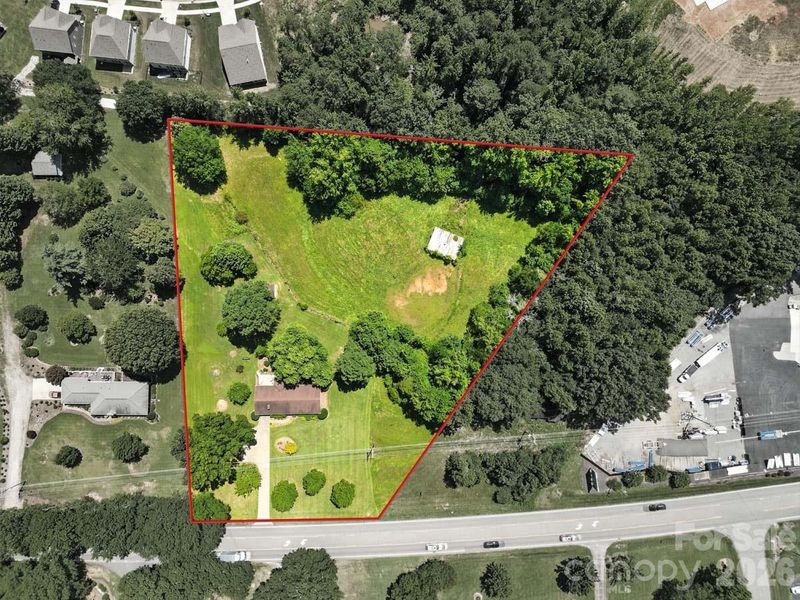 3427 N Nc 16 Hw, Denver, NC 28037