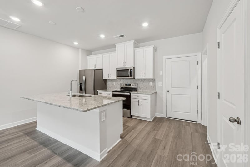 108 Ciara Pl #B, Mooresville, NC 28117