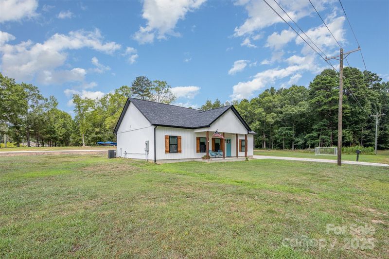 301 China Grove Rd, Kannapolis, NC 28083