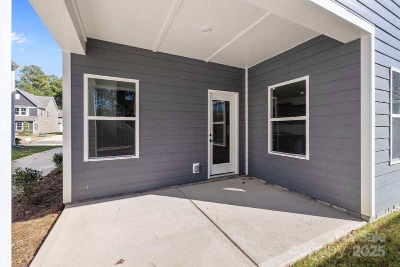 4036 Grommet Ct, Matthews, NC 28105
