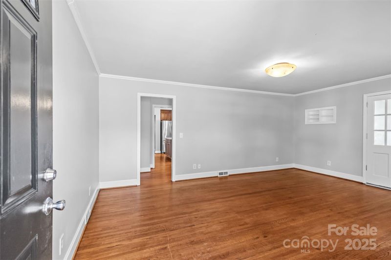 2417 Laburnum Ave, Charlotte, NC 28205