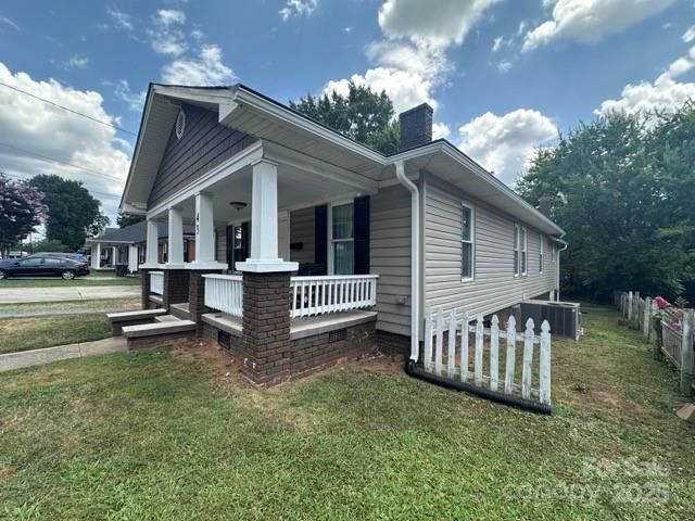43 Douglas Ave NW, Concord, NC 28025