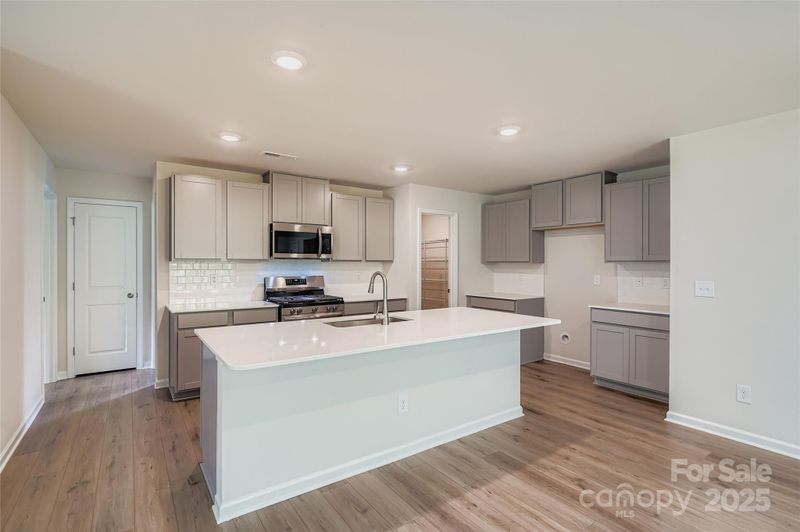 107 Astor St, Troutman, NC 28166