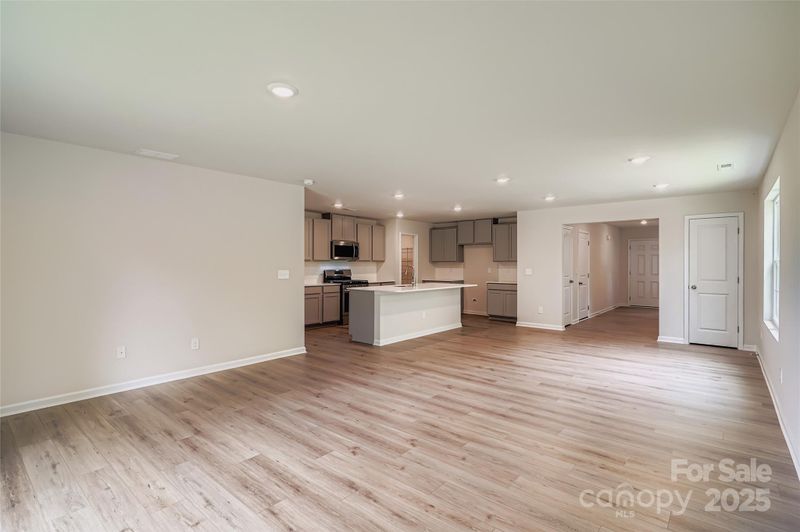 107 Astor St, Troutman, NC 28166