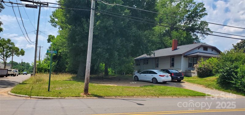 612 Monroe St #67&68, Statesville, NC 28677