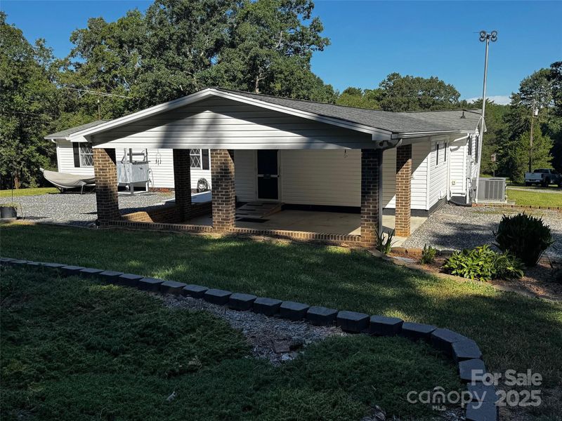 3600 Ray Danner Rd, Maiden, NC 28650