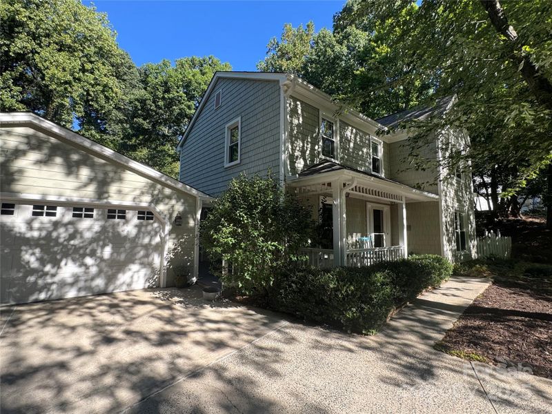 1336 Somersby Ln, Matthews, NC 28105