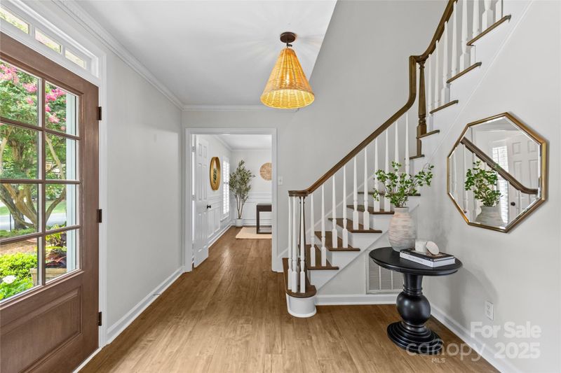 1811 Manor Mill Rd, Charlotte, NC 28226