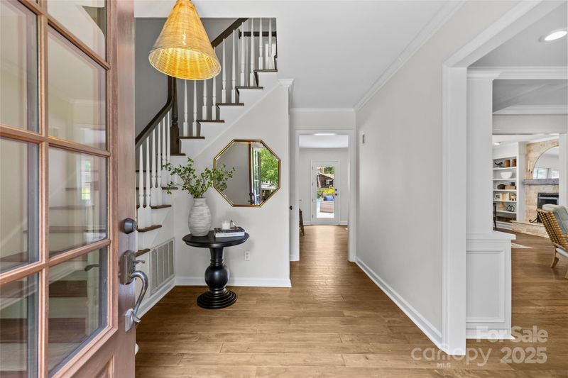 1811 Manor Mill Rd, Charlotte, NC 28226