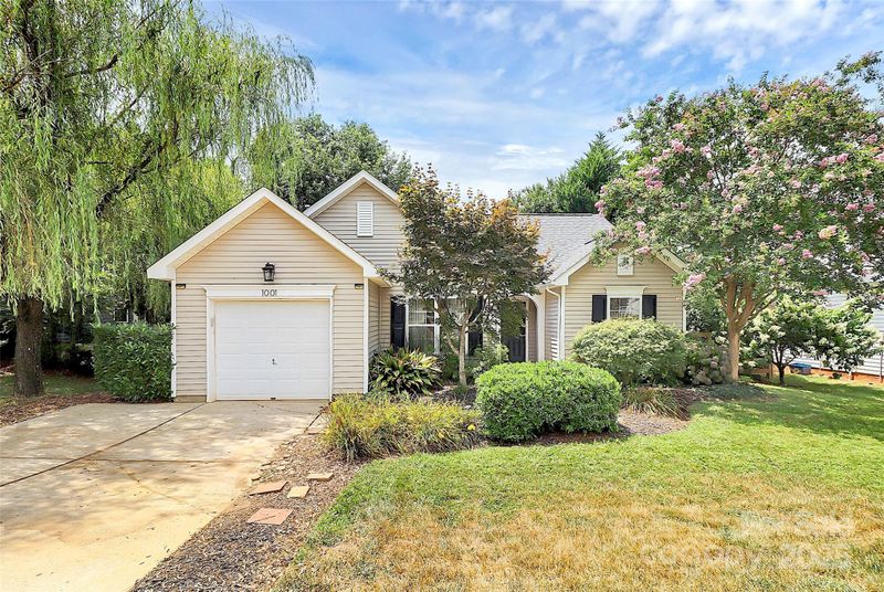 1001 Rocky Meadows Ln, Concord, NC 28025
