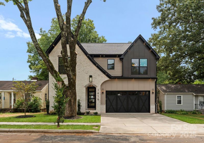 1616 E 35th St, Charlotte, NC 28205