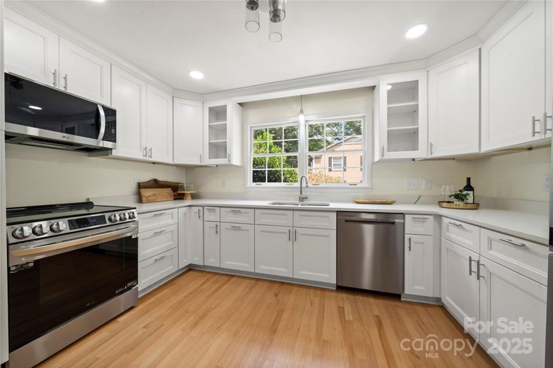 1654 Clarendon Pl, Rock Hill, SC 29732