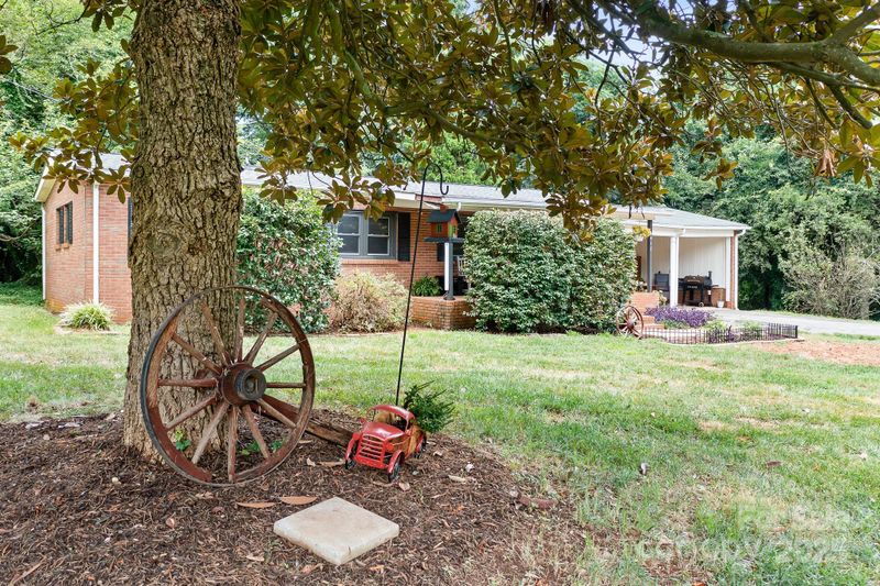 4417 King Wilkinson Rd, Denver, NC 28037