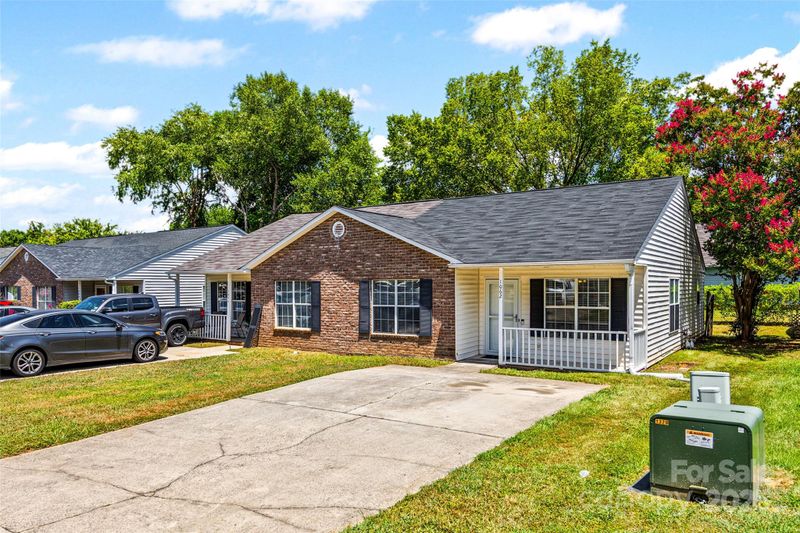 1062 Cherry Meadow Ln, Rock Hill, SC 29732