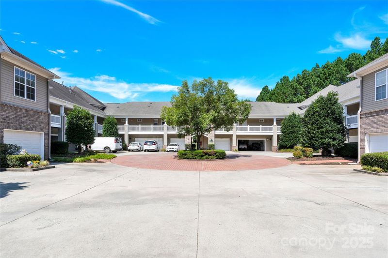 9053 Rosalyn Glen Rd, Cornelius, NC 28031