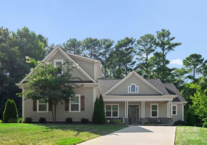 4275 Silver Eagle Ct, Denver, NC 28037