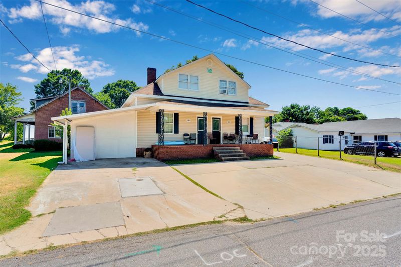 103 W 13th St, Kannapolis, NC 28081