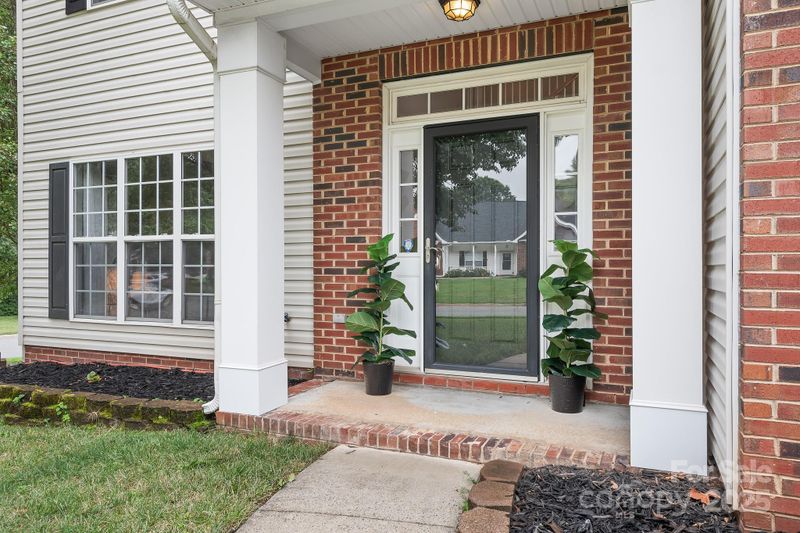 12501 Vantage Point Ln, Huntersville, NC 28078
